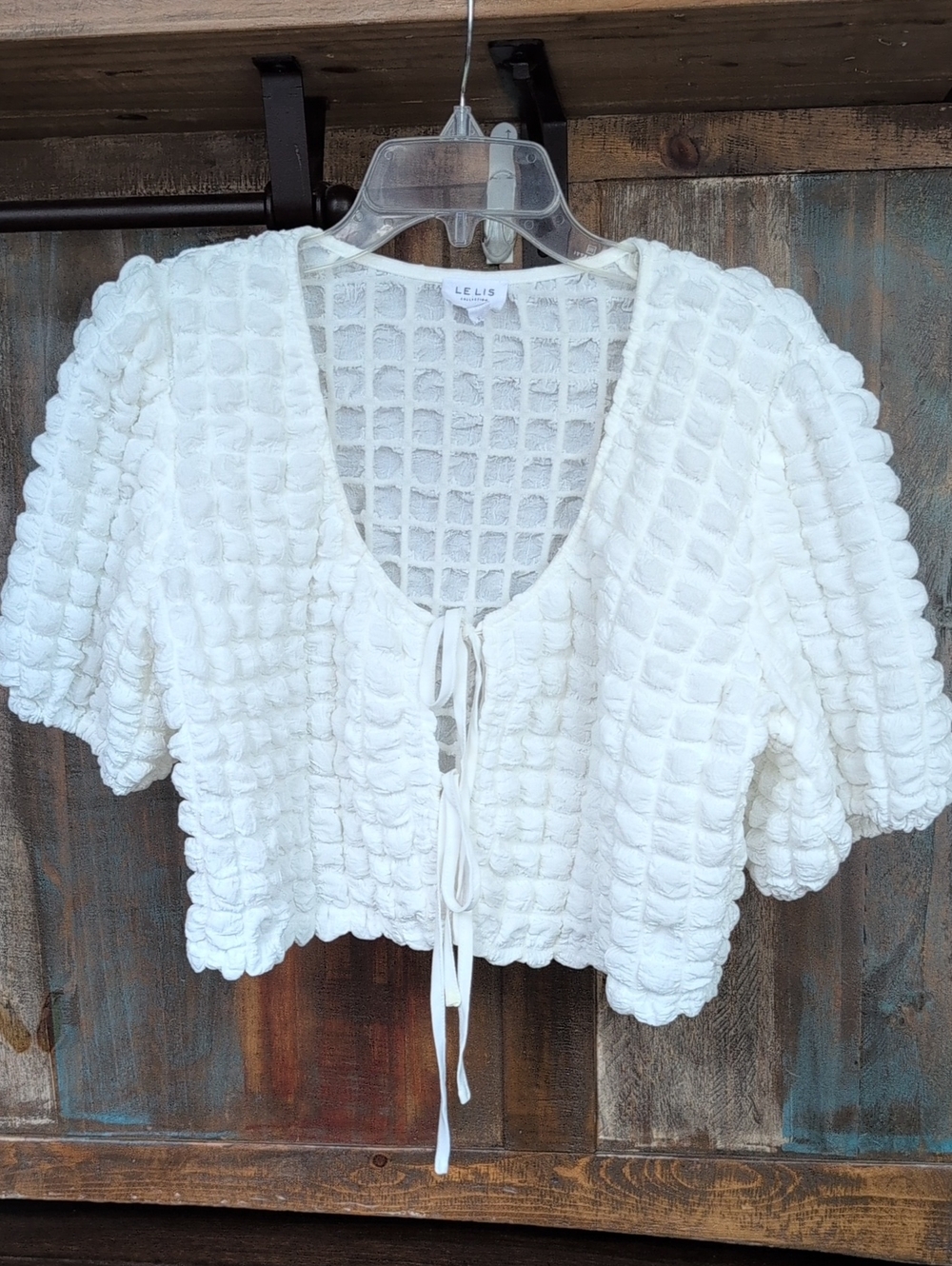 Le Lis White Popcorn Short Sleeve Cropped Cardigan Front Ties - Women's Large